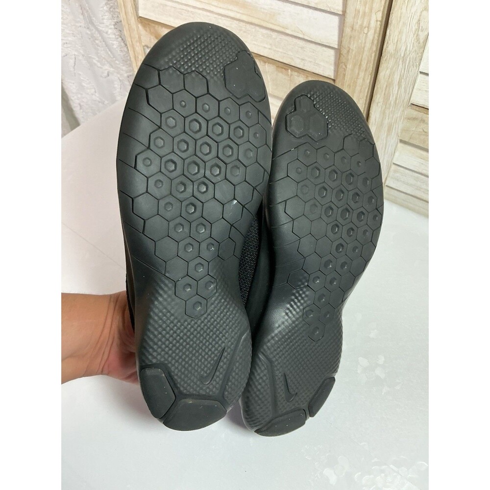 Nike Women's Shoes Size 10 - Picture 4 of 5